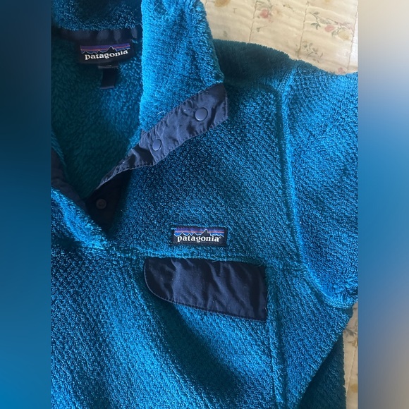 Patagonia Fleece Pull Over - Picture 3 of 6